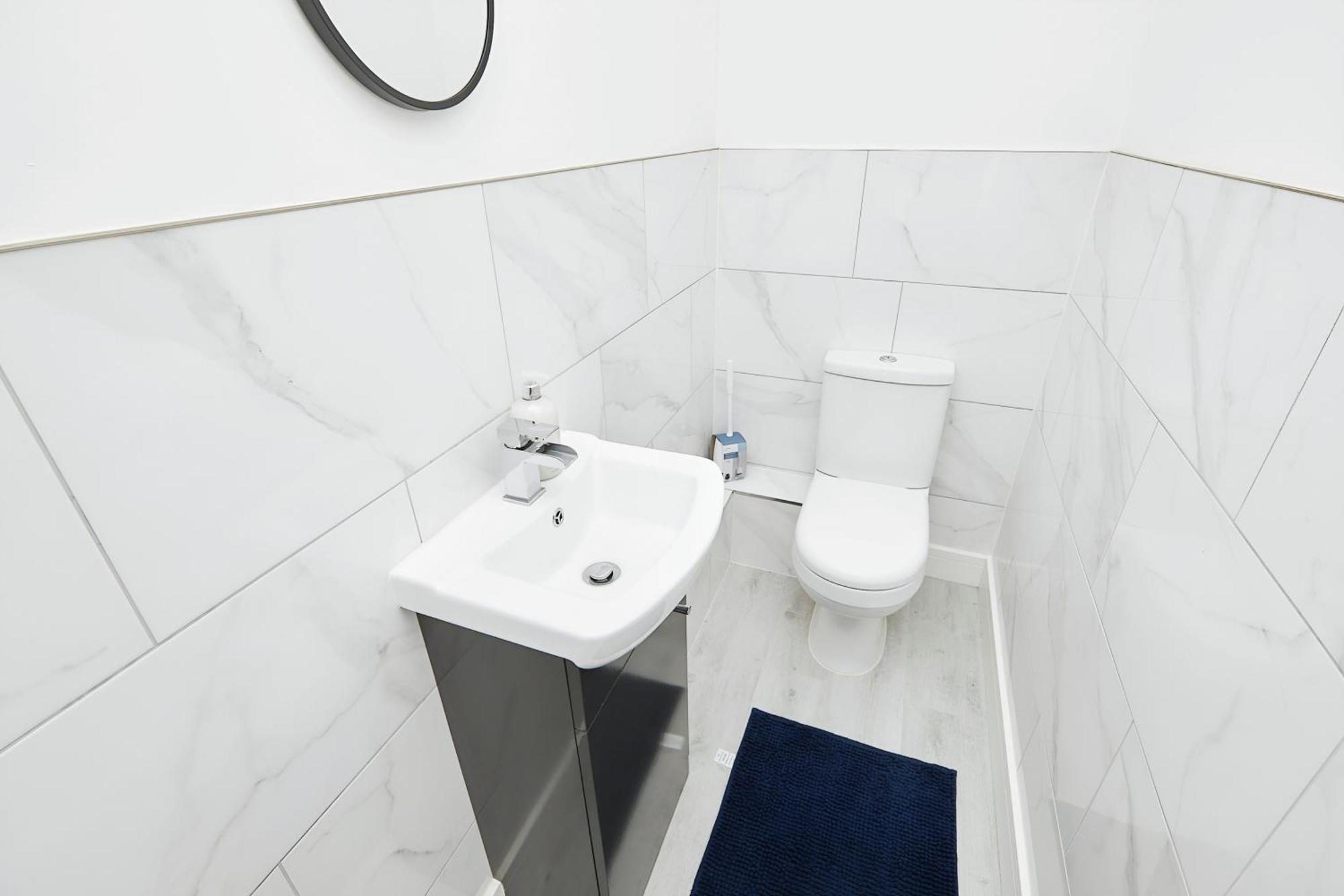 Modern Home In Derby City Centre - Free Gated Parking Εξωτερικό φωτογραφία